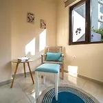 Iro And Boutique Homes Apartment *