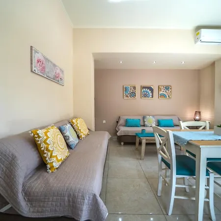 Iro And Boutique Homes * La Canea