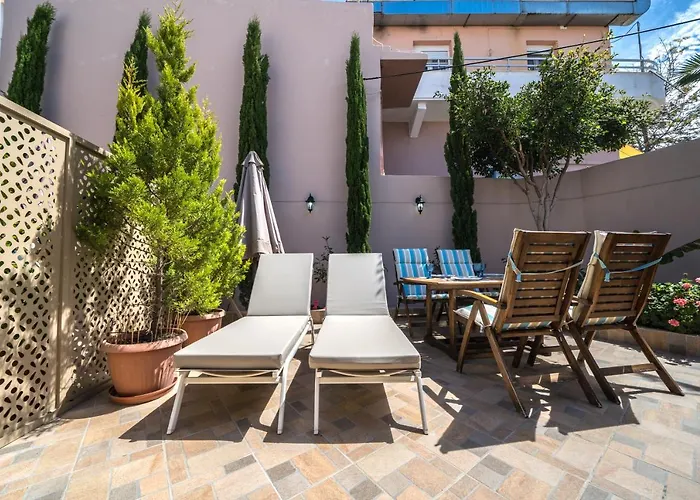 Iro And Boutique Homes Apartment *