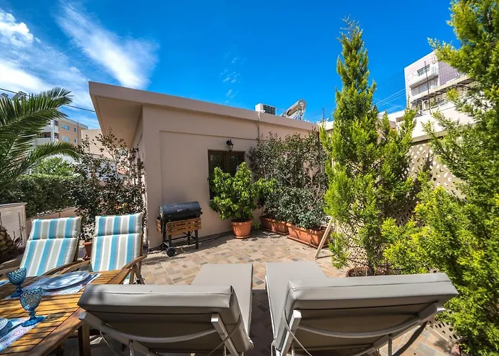 Iro And Boutique Homes