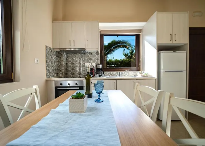 Iro And Boutique Homes Apartment *