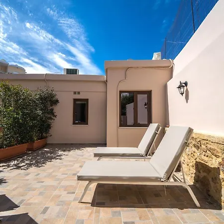 Iro And Boutique Homes *